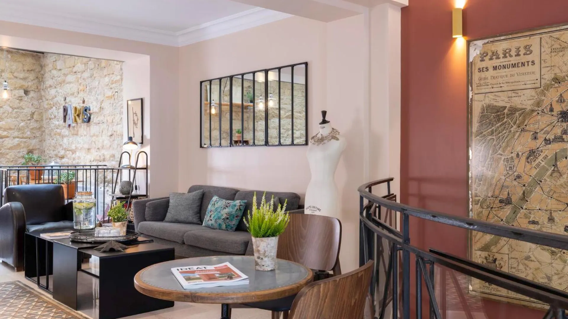 Maxim Quartier Latin Hotel 3*