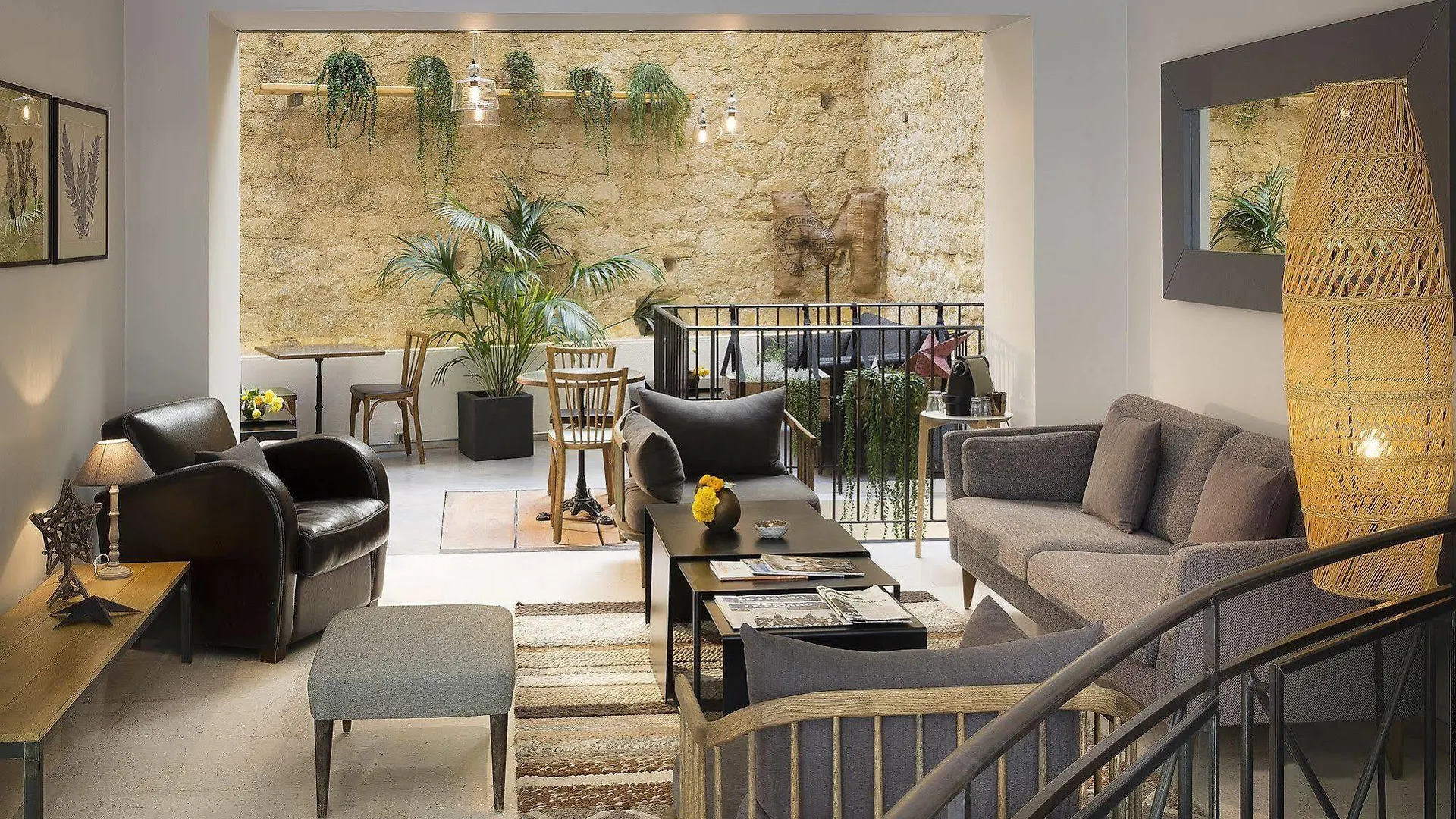 Maxim Quartier Latin Hotel 3*